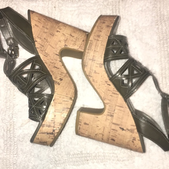 MIA Cork Platform Heels - Picture 1 of 8